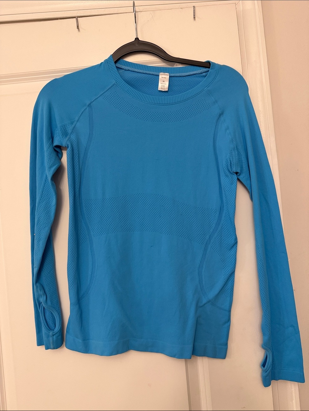 Seamless Long Sleeve Active Top - Bright Blue